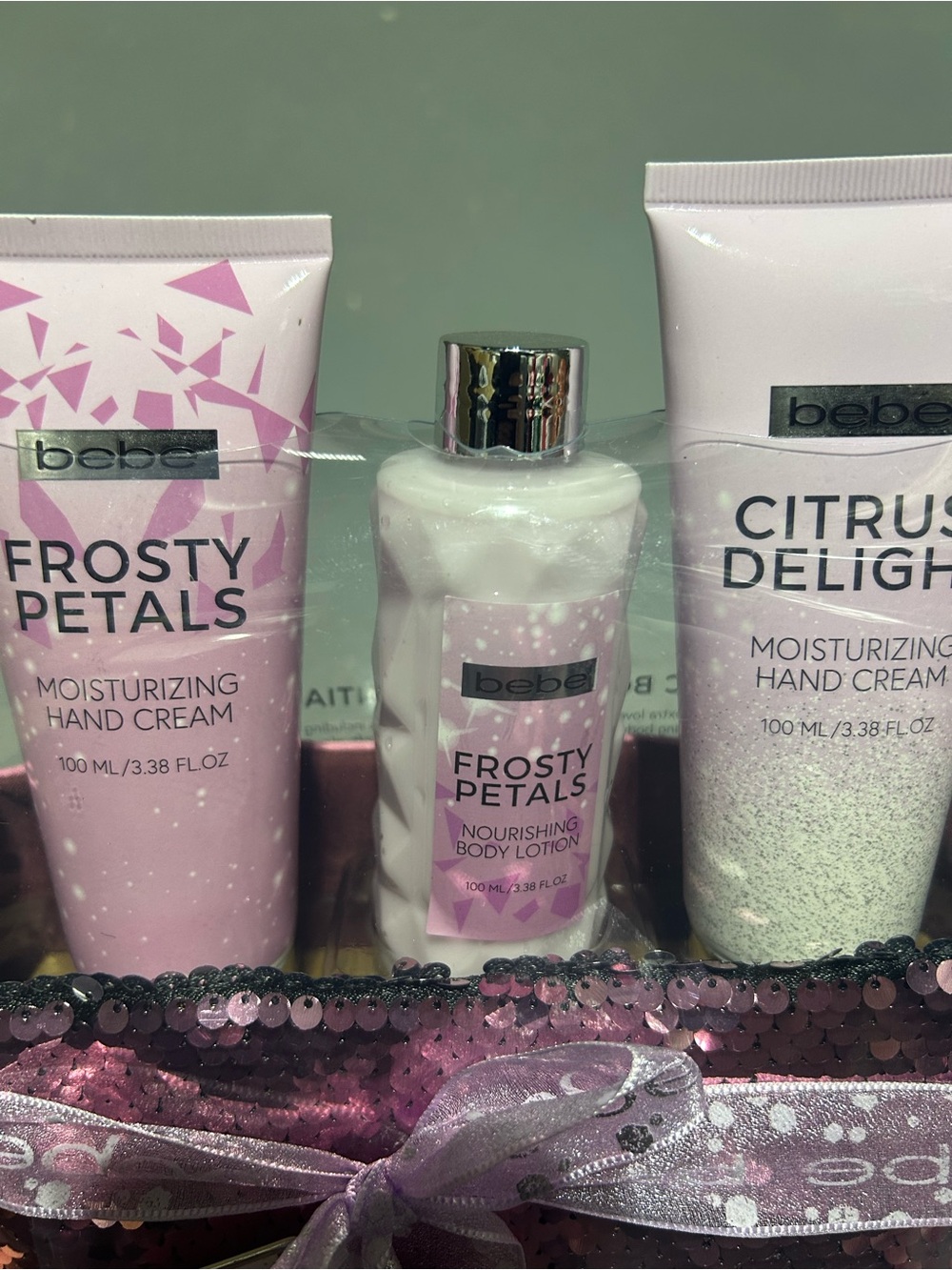 (NEW) Bebe 3-Piece Body Care Essentials Gift Kit - Picture 4 of 11